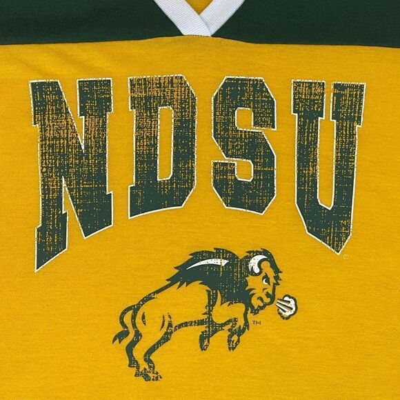 Colosseum North Dakota State Bison V-Neck T-Shirt Forest Green Large - Picture 2 of 6